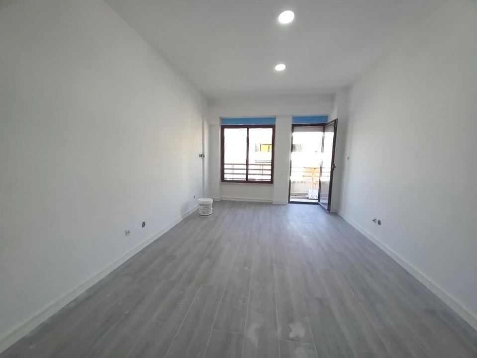 Apartamento T3 para Venda em Costa da Caparica Foto 5