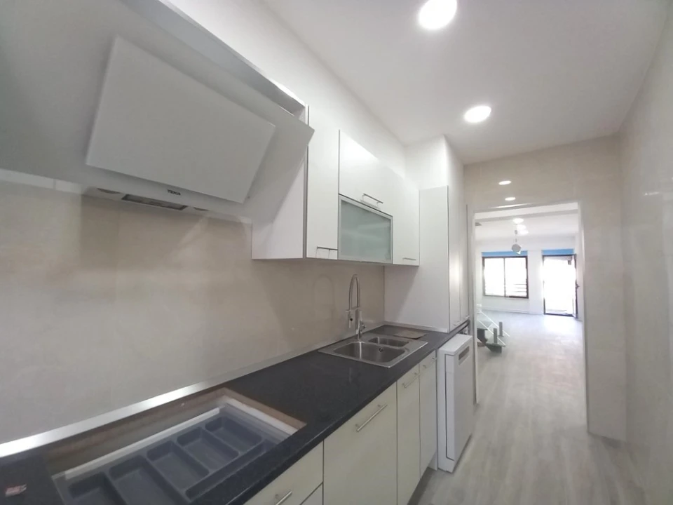 Apartamento T3 para Venda em Costa da Caparica Foto 12