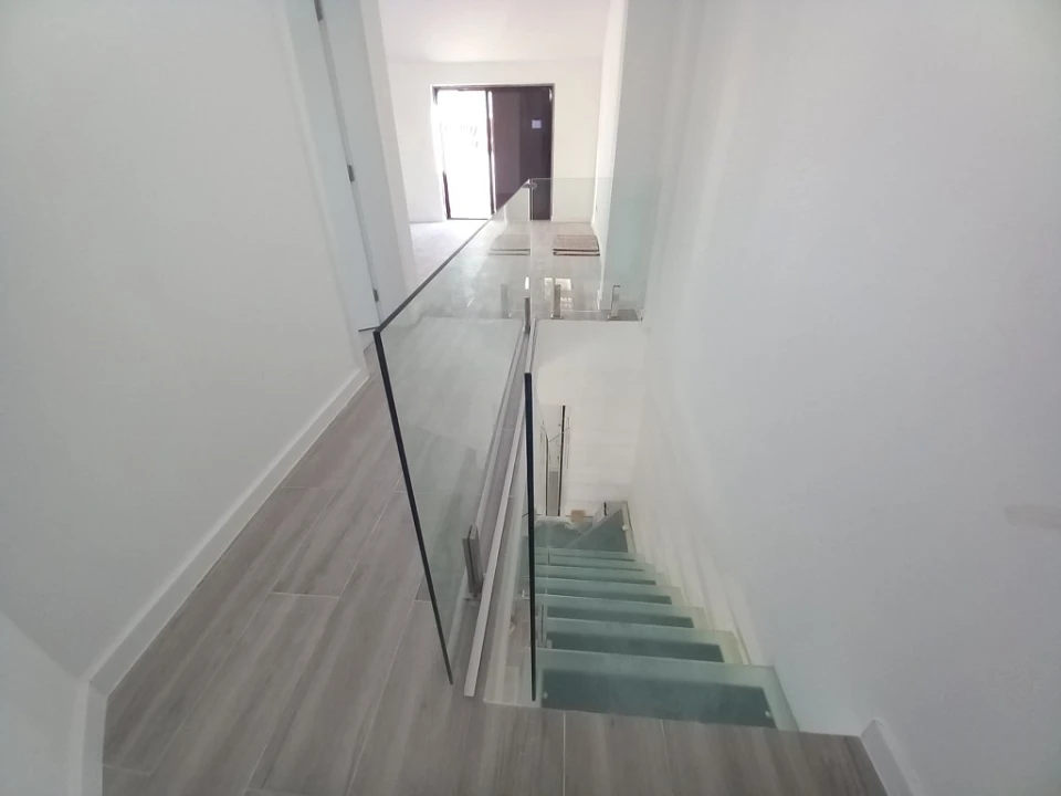 Apartamento T3 para Venda em Costa da Caparica Foto 23