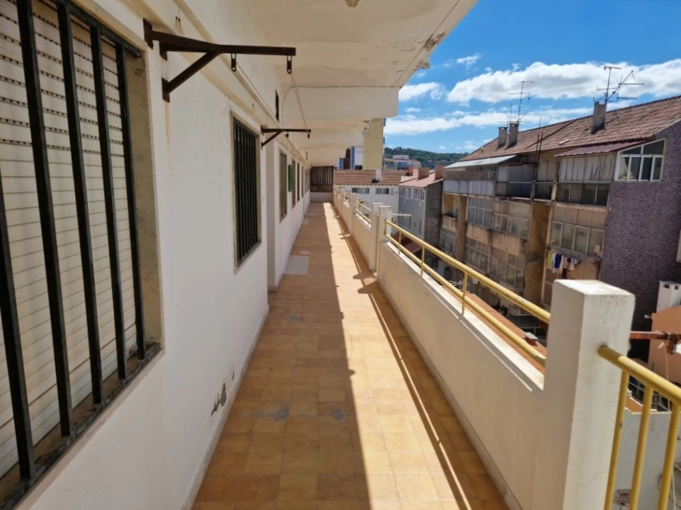 Apartamento T3 para Venda em Costa da Caparica Foto 42