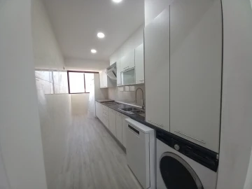 Apartamento T3 para Venda em Costa da Caparica
