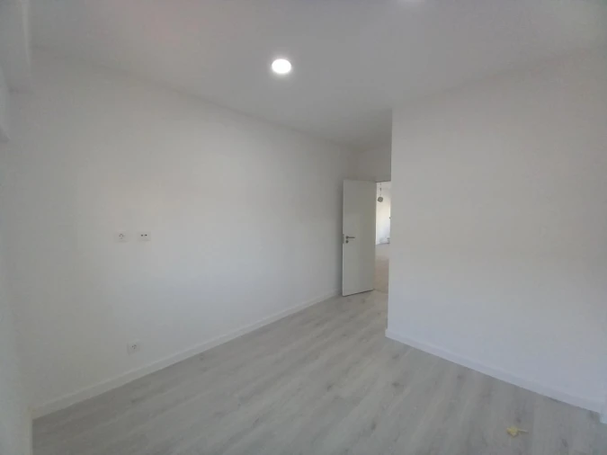Apartamento T3 para Venda em Costa da Caparica Foto 21