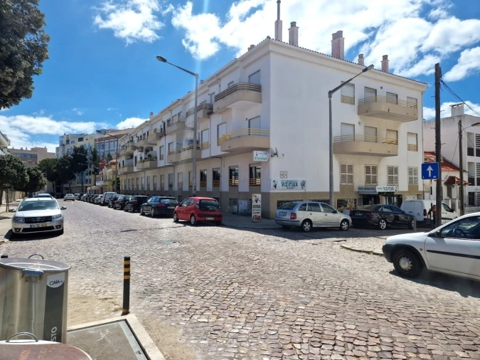 Apartamento T3 para Venda em Costa da Caparica Foto 44