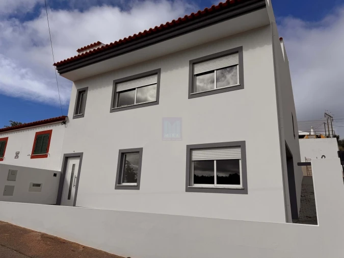 Moradia T3 para Venda em Silves Foto 4