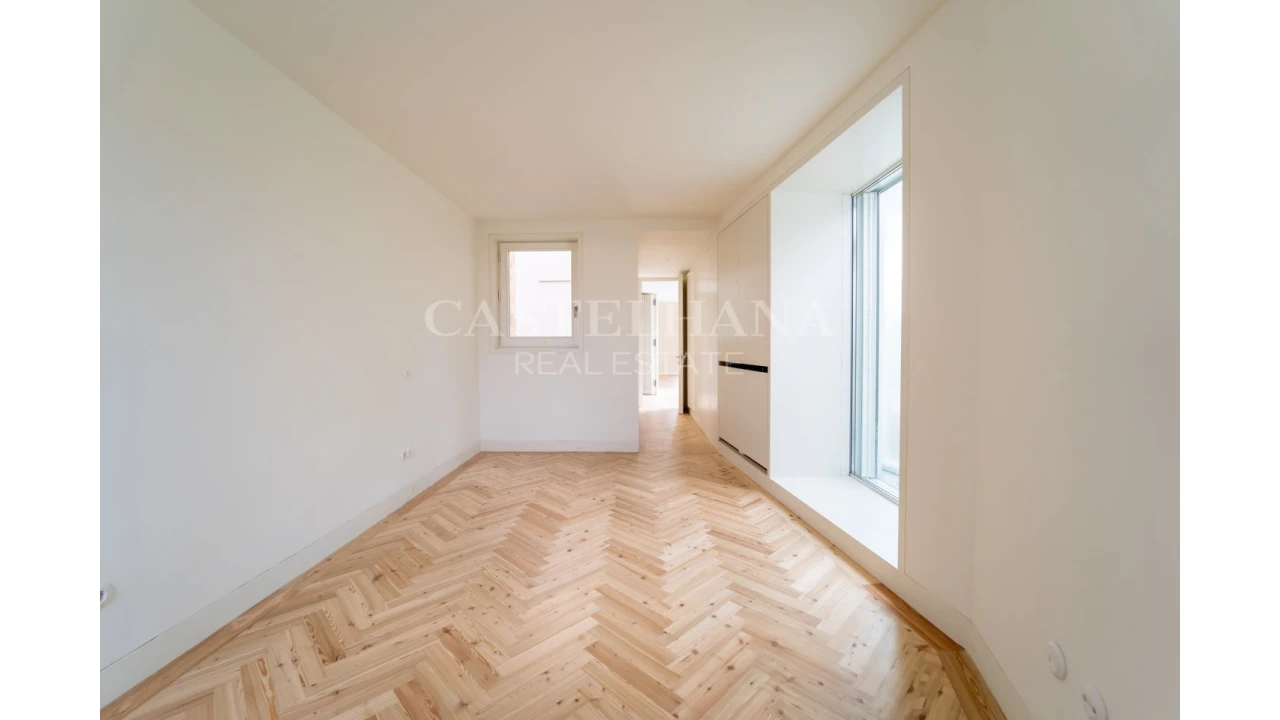 Apartamento T2 para Venda em Cedofeita, Santo Ildefonso, Sé, Miragaia, São Nicolau e Vitória Foto 31
