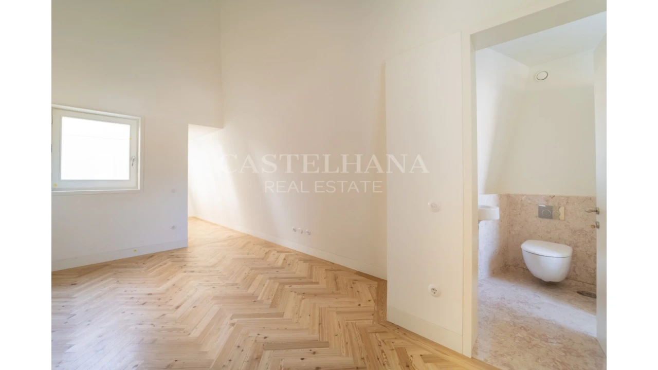 Apartamento T2 para Venda em Cedofeita, Santo Ildefonso, Sé, Miragaia, São Nicolau e Vitória Foto 47