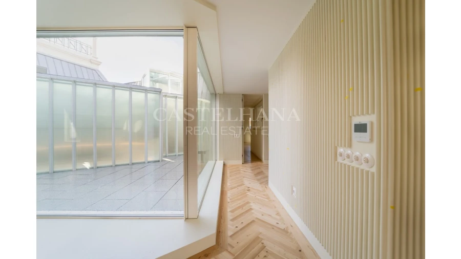Apartamento T2 para Venda em Cedofeita, Santo Ildefonso, Sé, Miragaia, São Nicolau e Vitória Foto 3