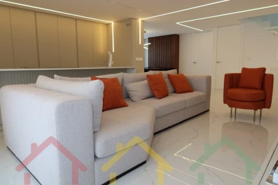 Apartamento T4 para Venda em Matosinhos e Leça da Palmeira