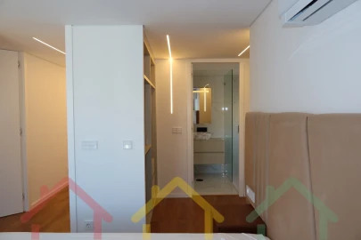 Apartamento T4 para Venda em Matosinhos e Leça da Palmeira