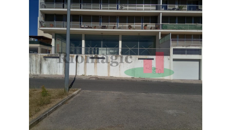 Loja para Venda em Azambuja Foto 33