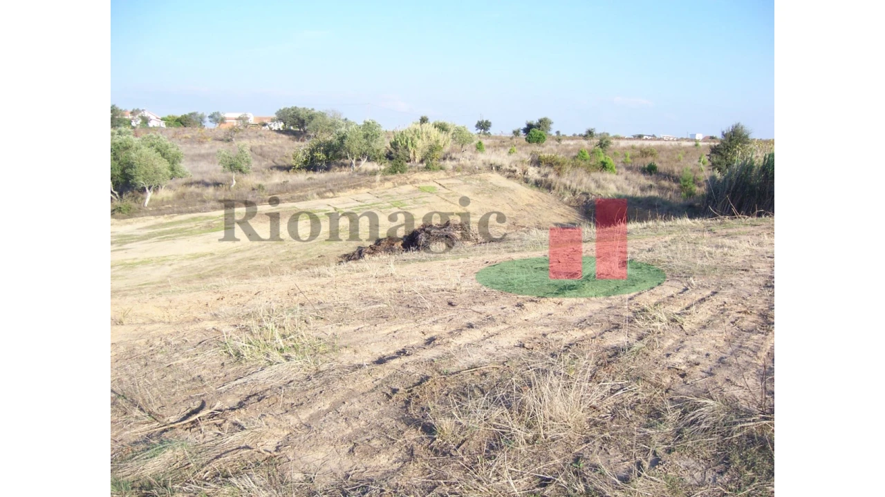 Terreno para Venda em Aveiras de Cima Foto 2