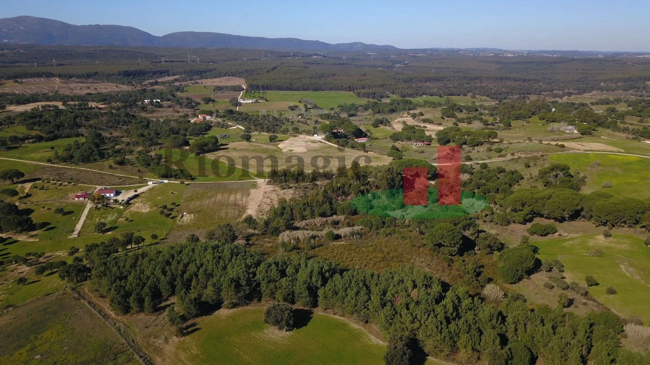 Terreno para Venda em Aveiras de Cima Foto 23