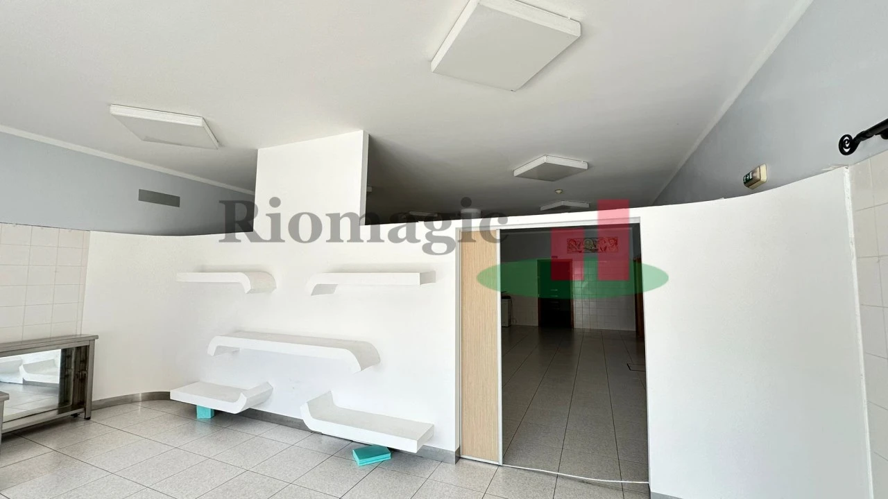 Loja para Venda em Rio Maior Foto 9