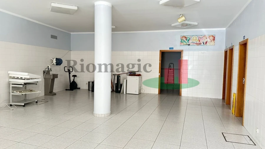 Loja para Venda em Rio Maior Foto 7