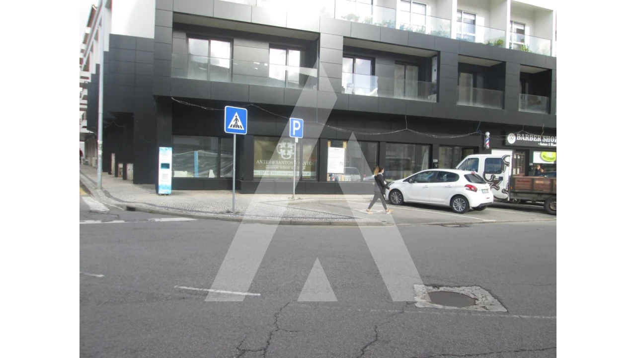 Loja para Arrendamento em Glória e Vera Cruz Foto 2