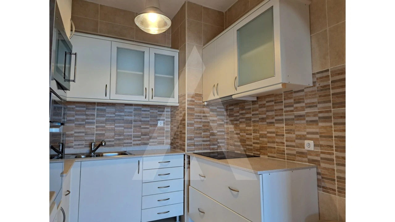 Apartamento T2 para Venda em Quarteira Foto 11