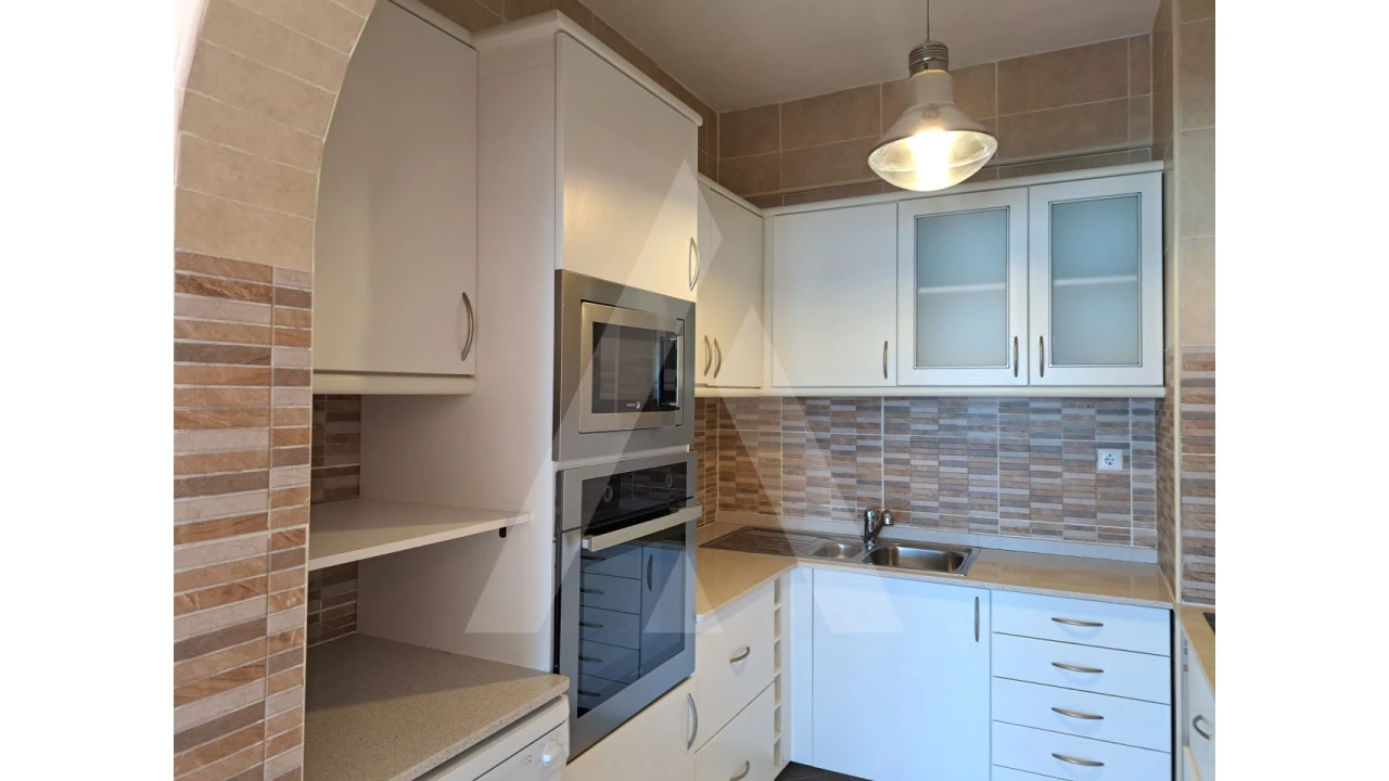 Apartamento T2 para Venda em Quarteira Foto 12