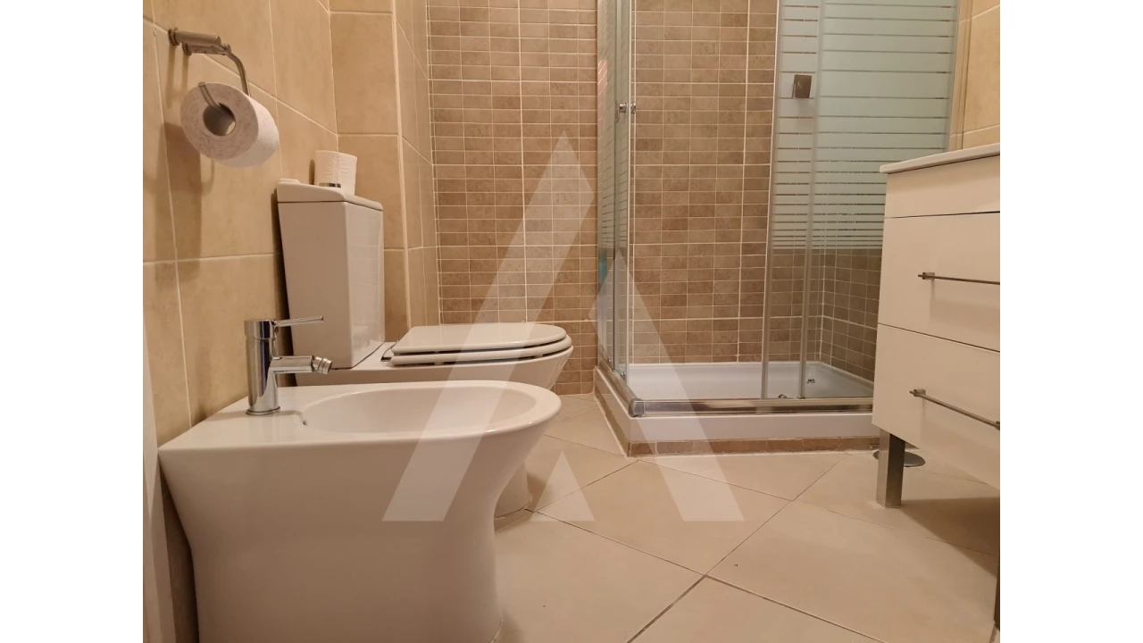 Apartamento T2 para Venda em Quarteira Foto 15