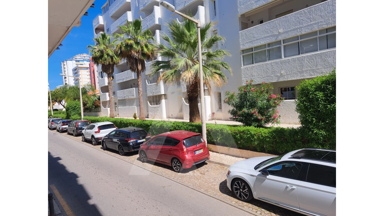 Apartamento T2 para Venda em Quarteira Foto 25