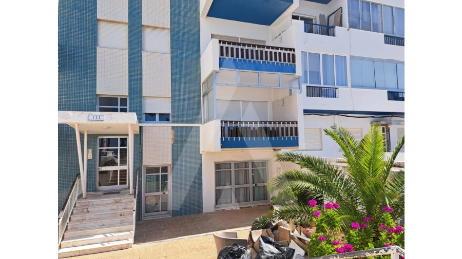 Apartamento T2 para Venda em Quarteira Foto 28