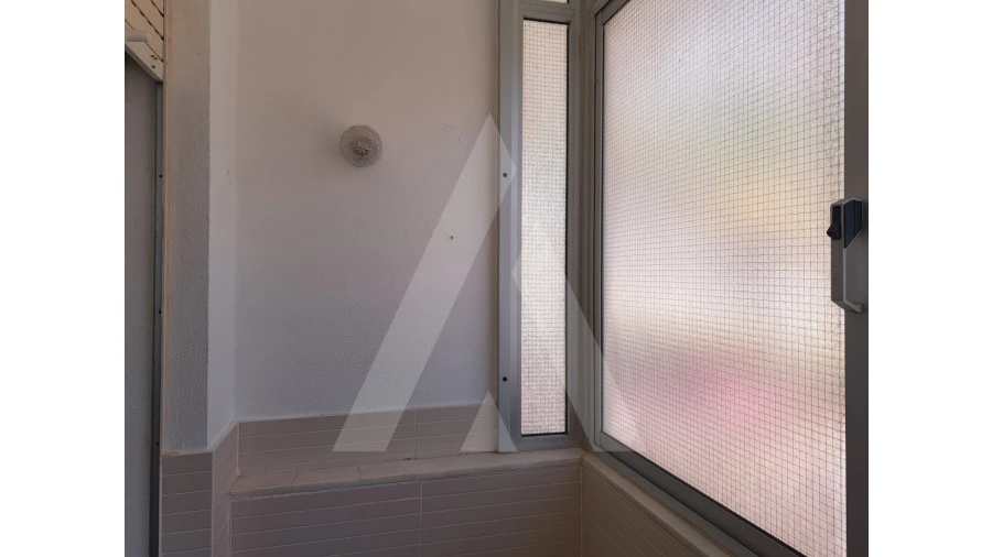 Apartamento T2 para Venda em Quarteira Foto 24