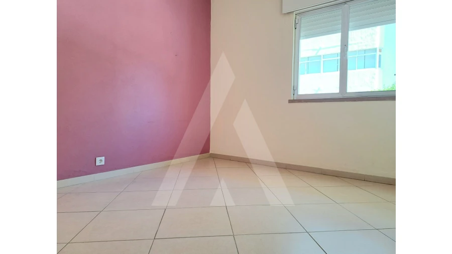 Apartamento T2 para Venda em Quarteira Foto 21