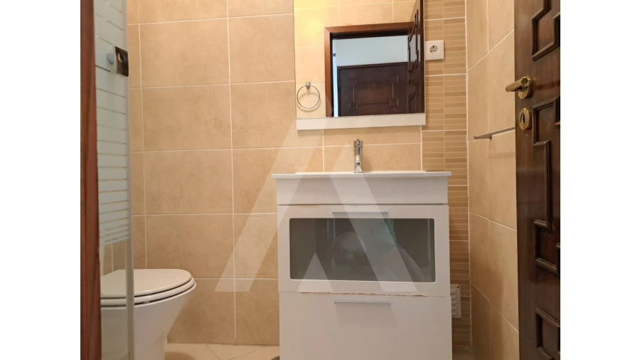 Apartamento T2 para Venda em Quarteira Foto 22