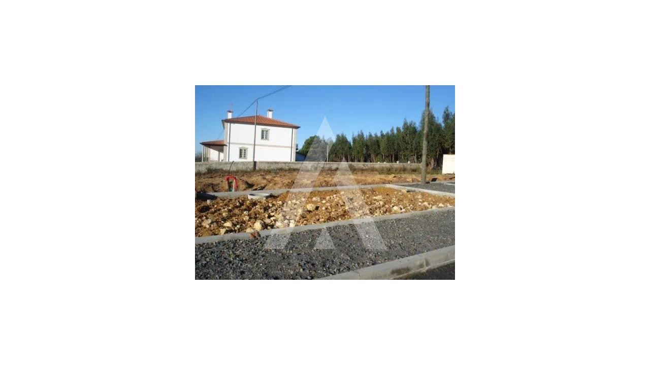 Terreno para Venda em Valongo do Vouga Foto 2