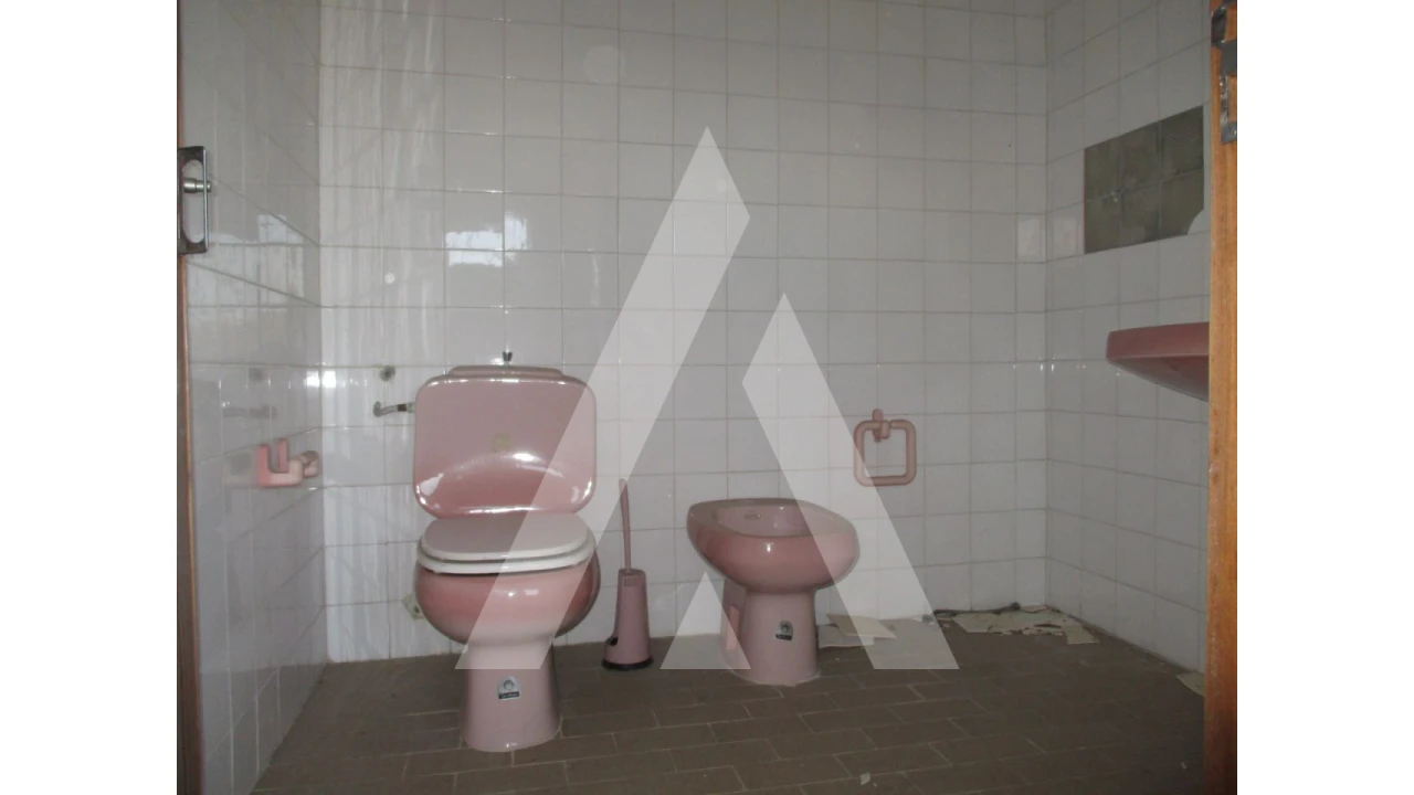 Armazém para Venda em Sangalhos Foto 12