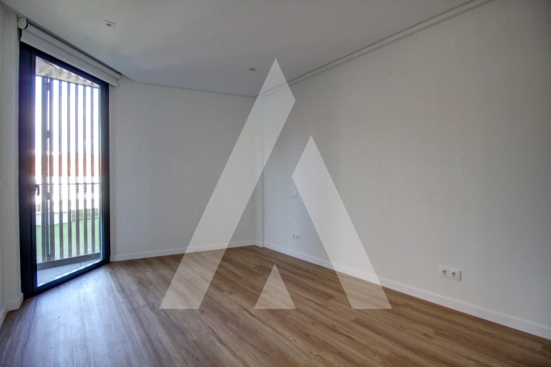 Apartamento T2 para Arrendamento em Glória e Vera Cruz Foto 19