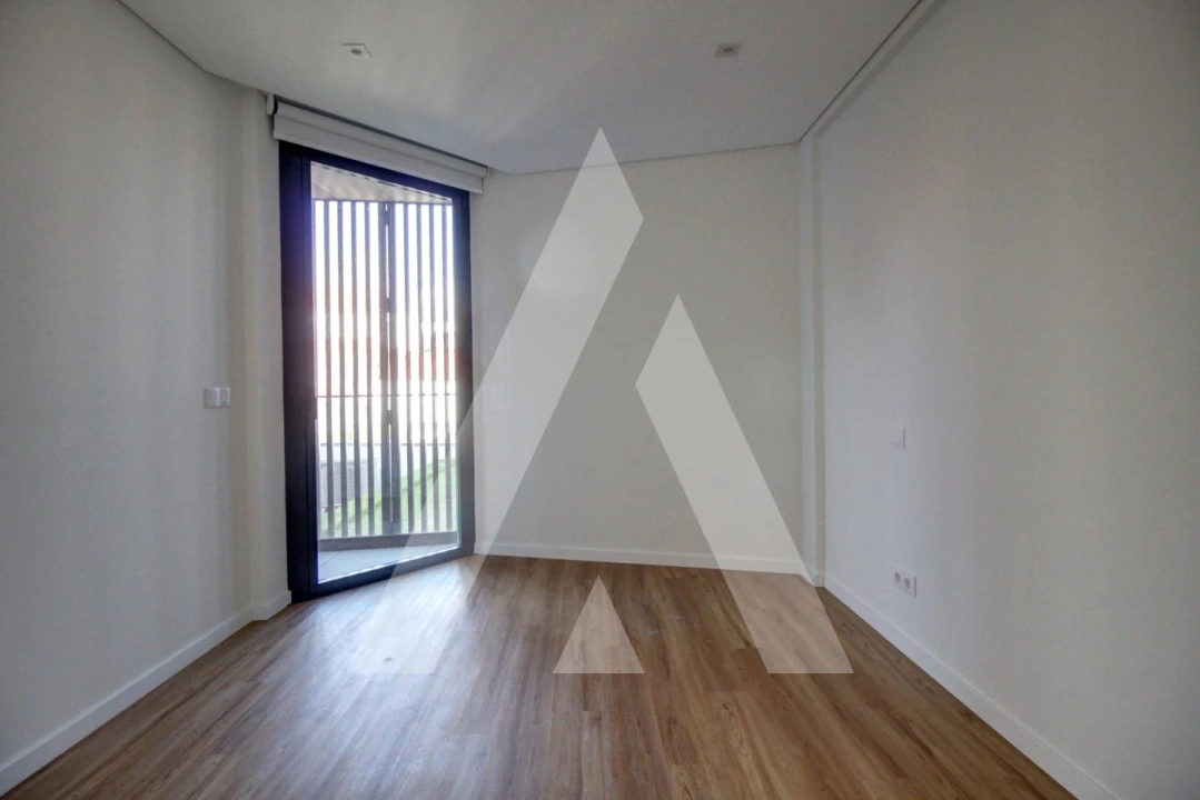 Apartamento T2 para Arrendamento em Glória e Vera Cruz Foto 20