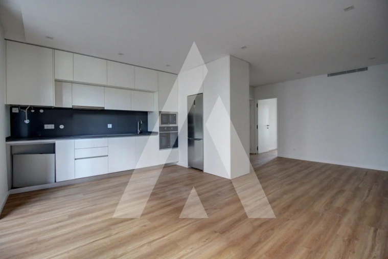 Apartamento T2 para Arrendamento em Glória e Vera Cruz Foto 2