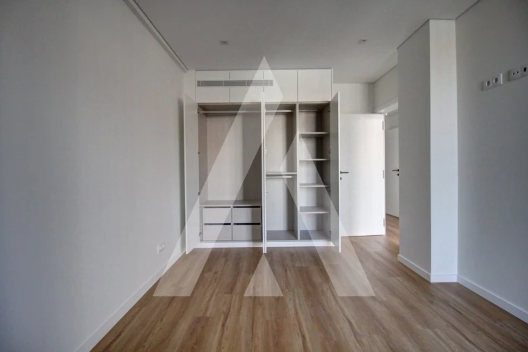 Apartamento T2 para Arrendamento em Glória e Vera Cruz Foto 23