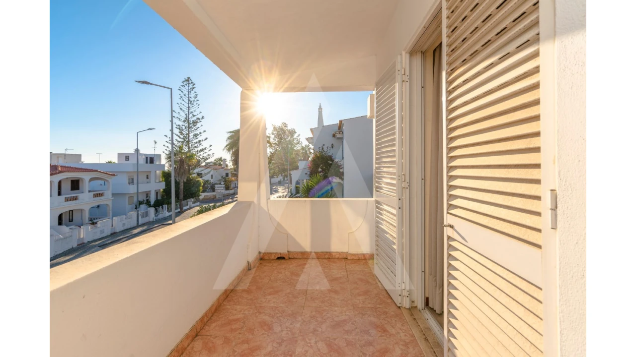 Moradia T5 para Venda em Albufeira e Olhos de Água Foto 37