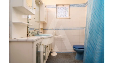 Moradia T5 para Venda em Albufeira e Olhos de Água