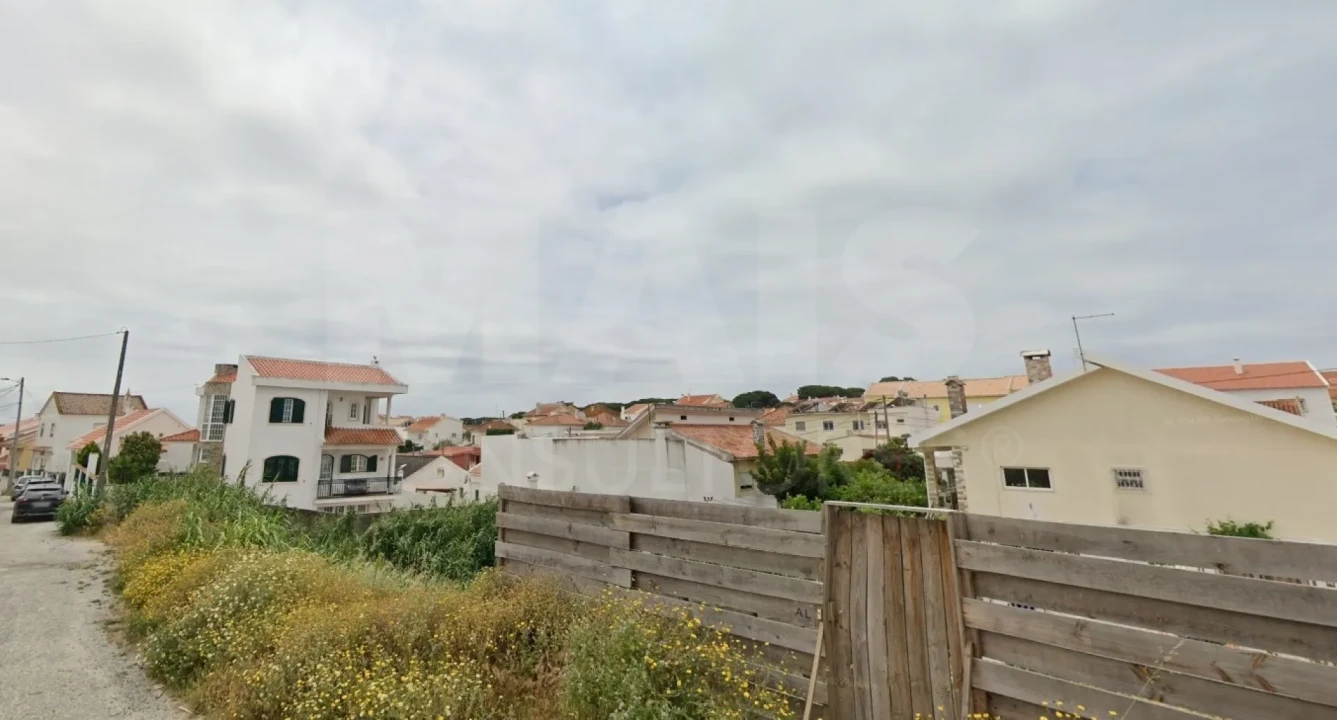 Moradia T5 para Venda em Charneca de Caparica e Sobreda Foto 5