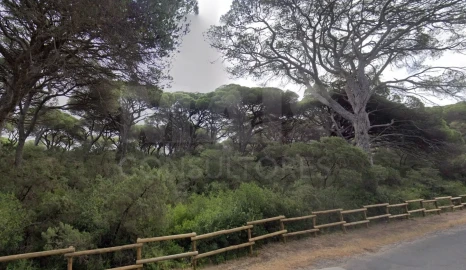 Moradia T5 para Venda em Charneca de Caparica e Sobreda