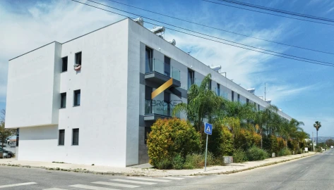 Apartamento T2 para Venda em Faro (Sé e São Pedro)