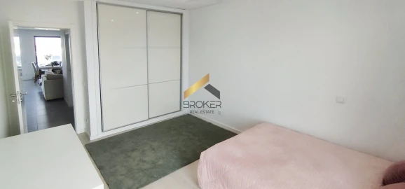 Apartamento T2 para Venda em Faro (Sé e São Pedro)