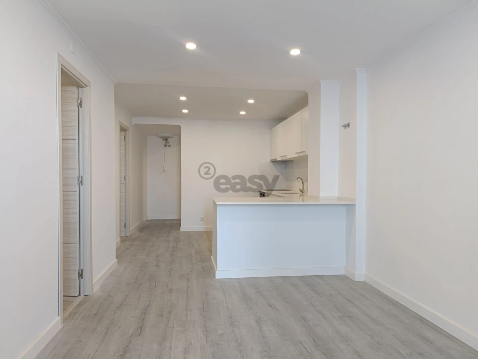 Apartamento T3 para Venda em Águas Livres Foto 9