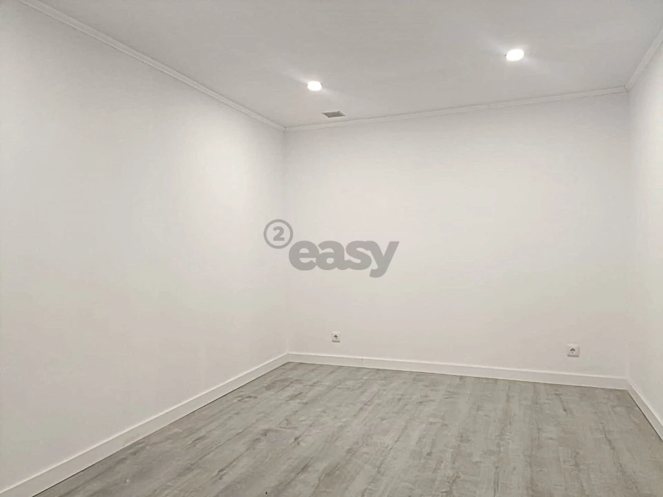 Apartamento T3 para Venda em Águas Livres Foto 18