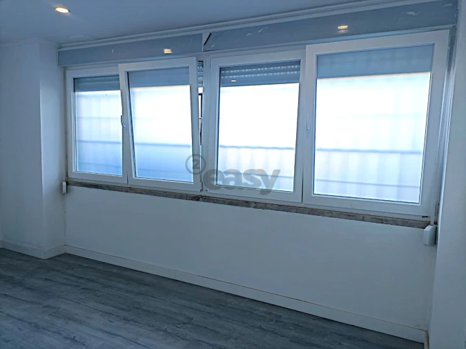 Apartamento T3 para Venda em Águas Livres Foto 17