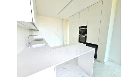 Apartamento T4 para Venda em Cascais e Estoril