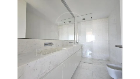 Apartamento T4 para Venda em Cascais e Estoril