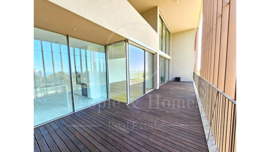 Apartamento T4 para Venda em Cascais e Estoril Foto 12