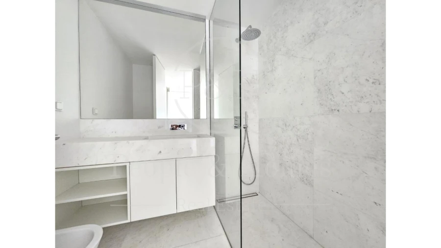 Apartamento T4 para Venda em Cascais e Estoril Foto 24