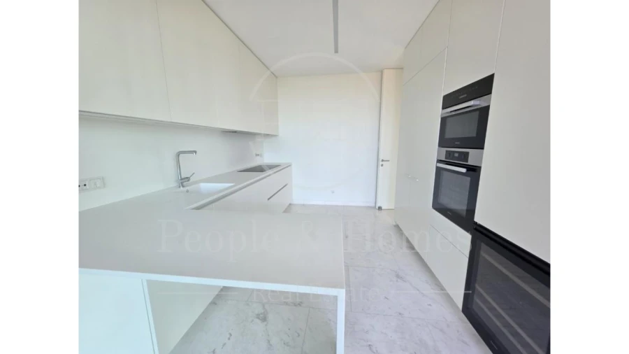 Apartamento T4 para Venda em Cascais e Estoril Foto 21