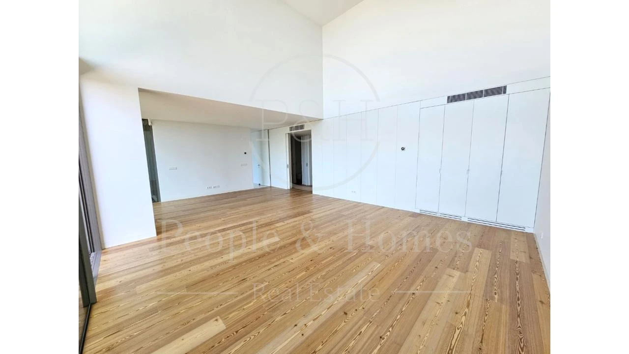 Apartamento T4 para Venda em Cascais e Estoril Foto 10