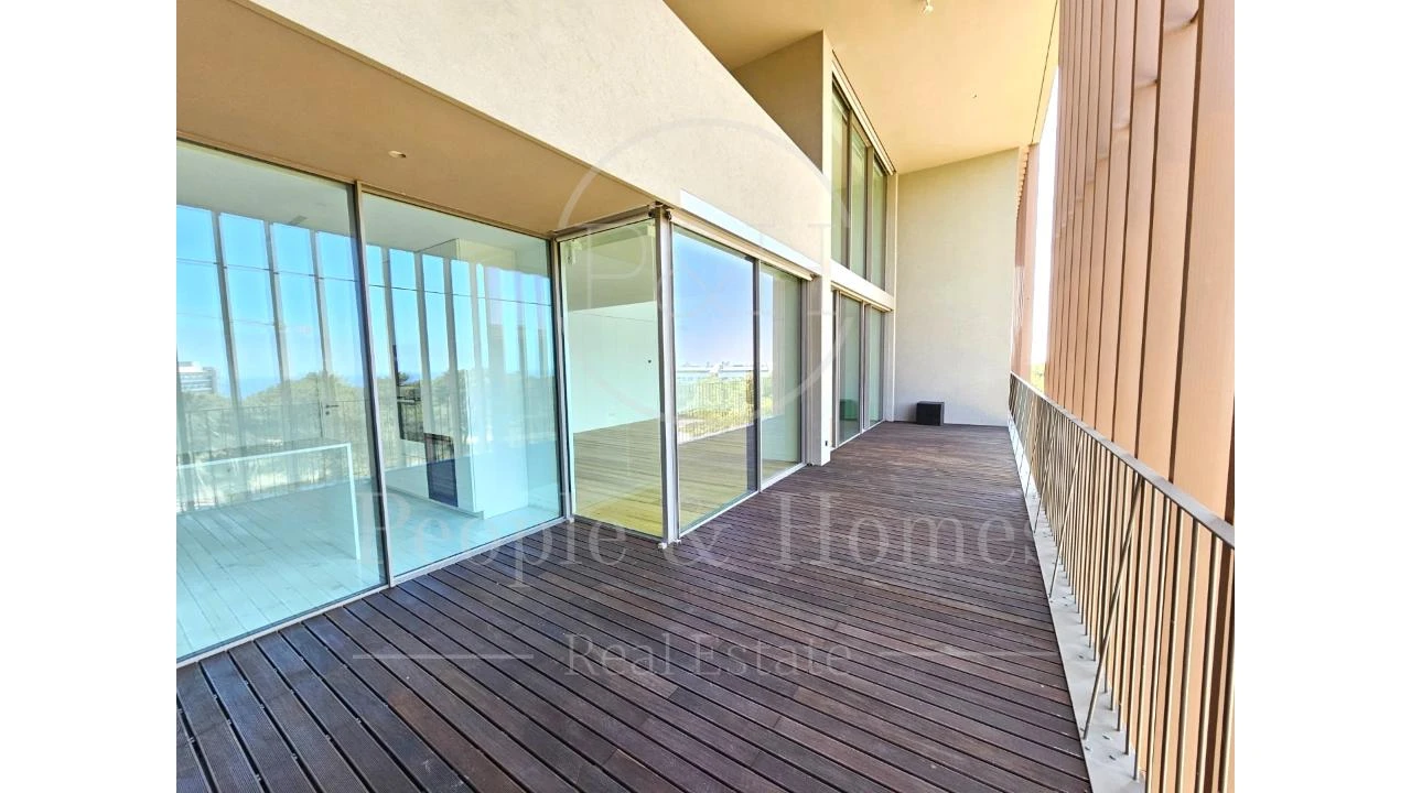 Apartamento T4 para Venda em Cascais e Estoril Foto 12