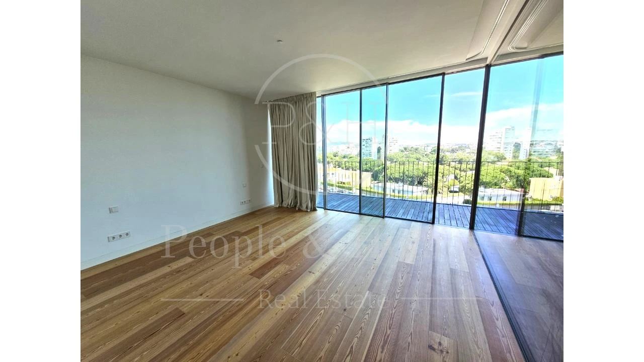 Apartamento T4 para Venda em Cascais e Estoril Foto 20